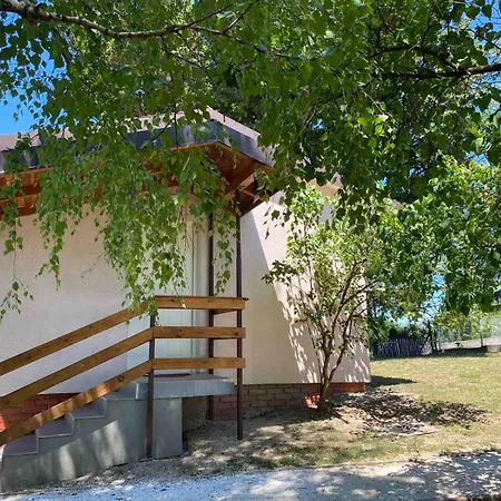 Σπίτι διακοπών Helona *