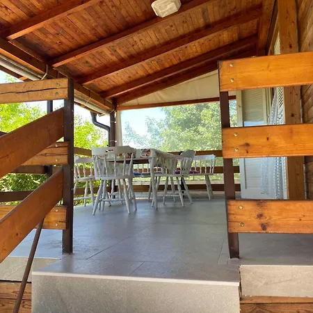 Helona Semesterbostad Arandjelovac