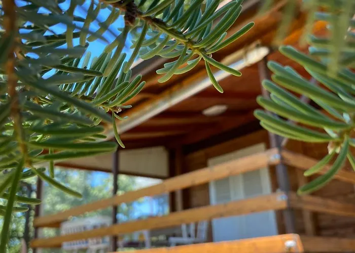 Helona Semesterbostad