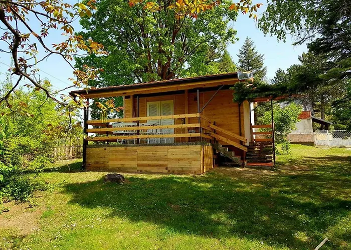 Semesterbostad Helona *