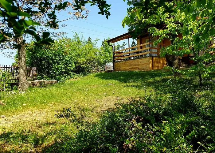 Semesterbostad Helona *