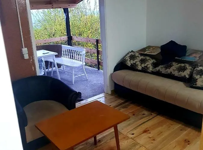 Semesterbostad Helona *