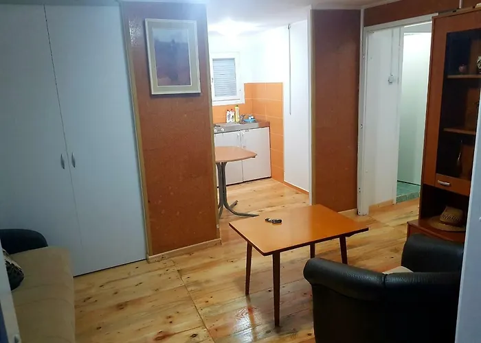 Helona Semesterbostad Arandjelovac