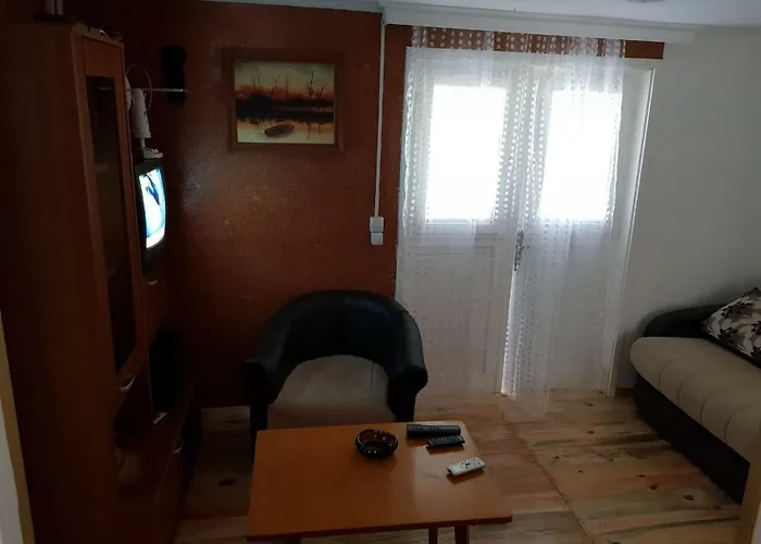 Helona Semesterbostad